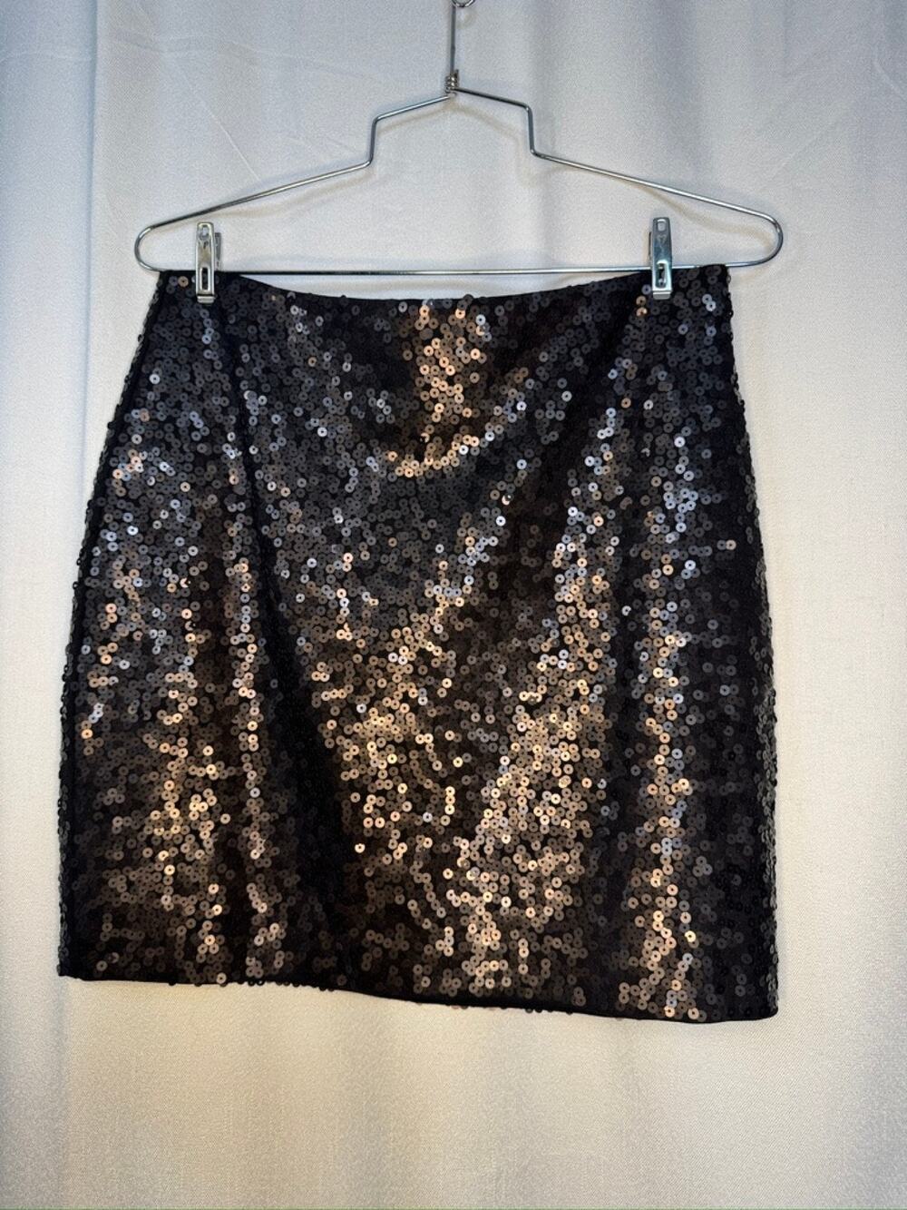 425. Paige Black Sequin Mini Skirt Size L NWT